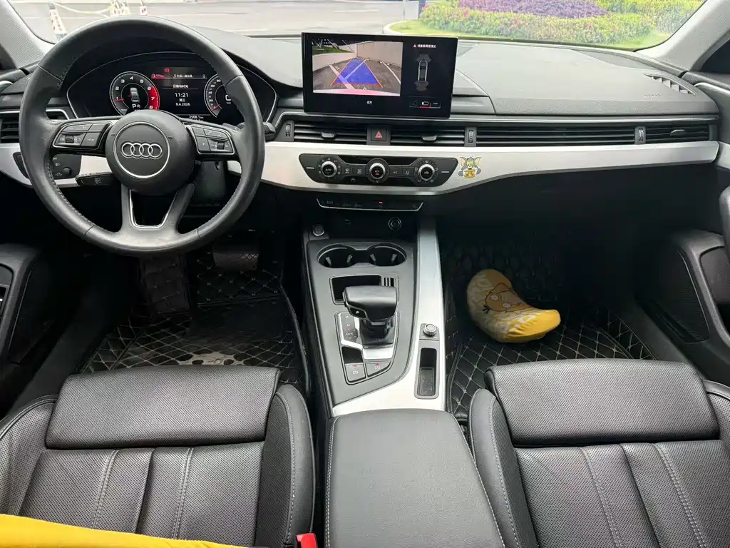 Audi A4L 2021