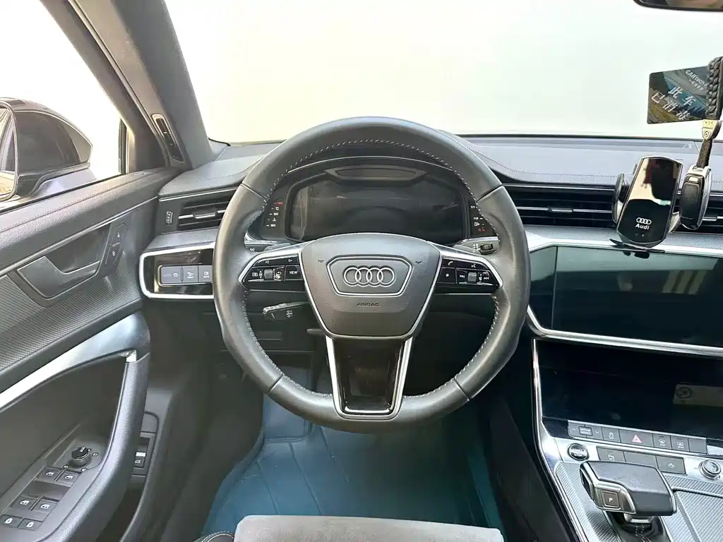 Audi A6L 2021 — фото 14