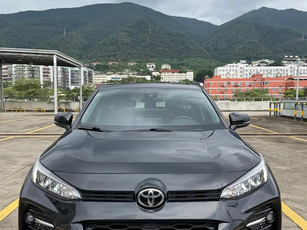 Toyota Wildlander 2022 — фото 1