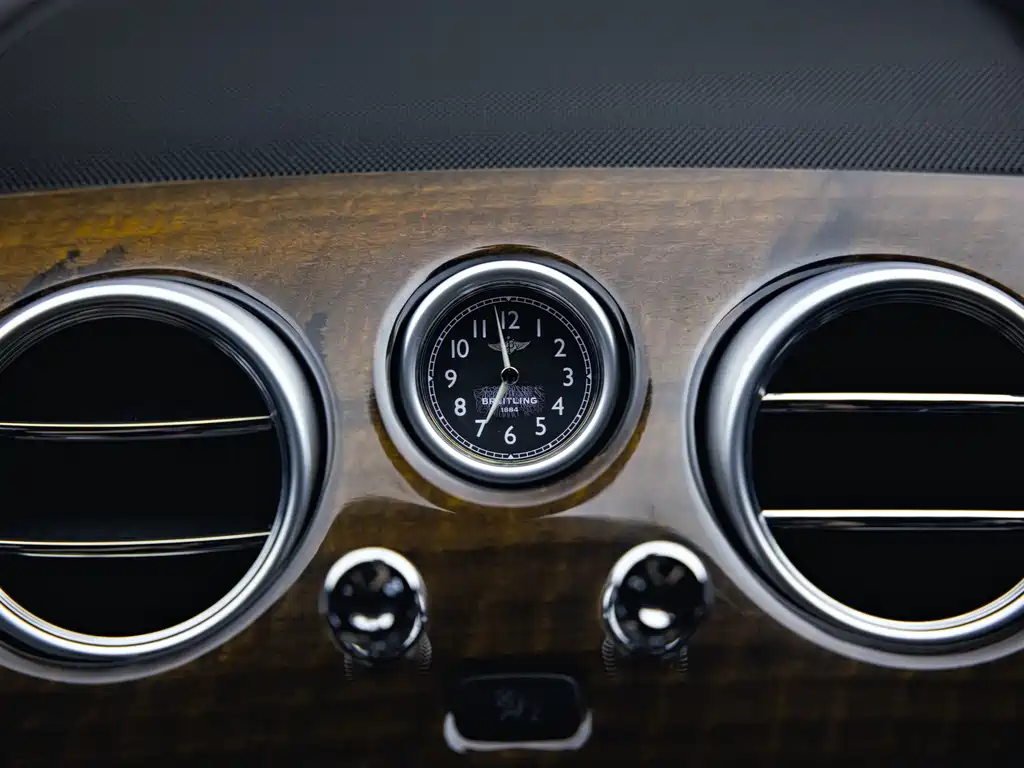 Bentley Continental 2013 — фото 17