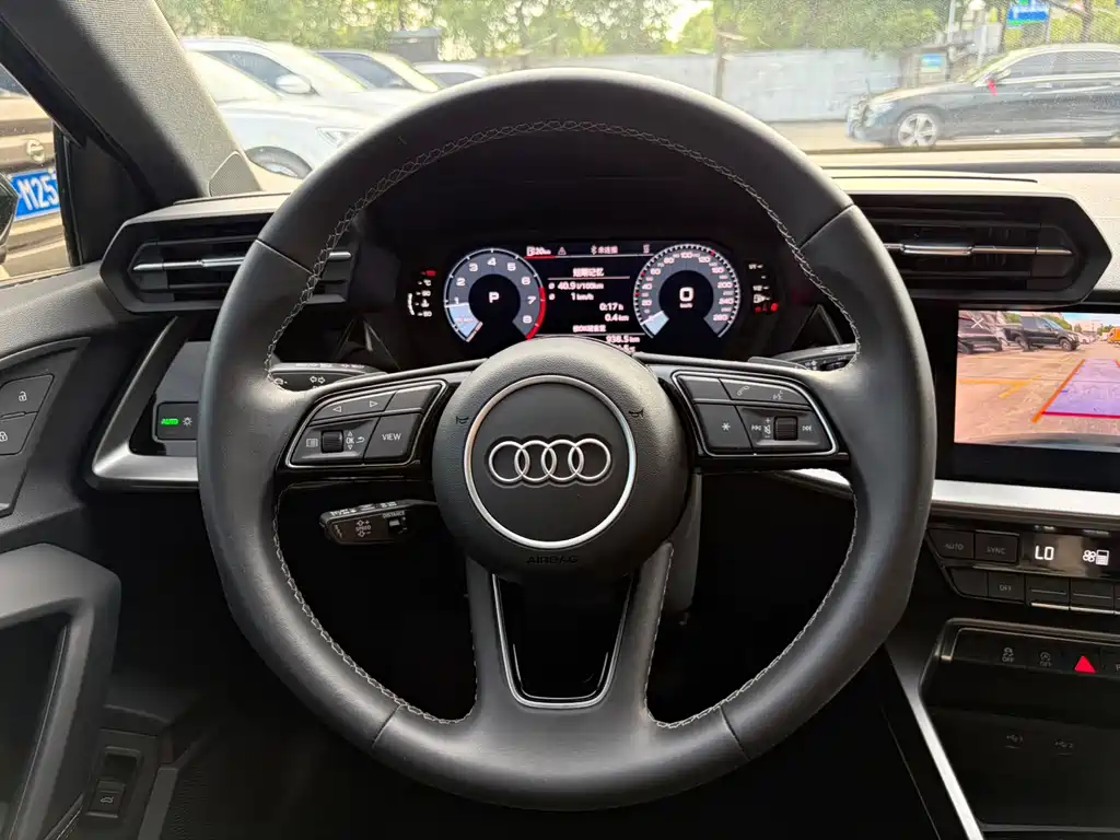 Audi A3 2023 — фото 14