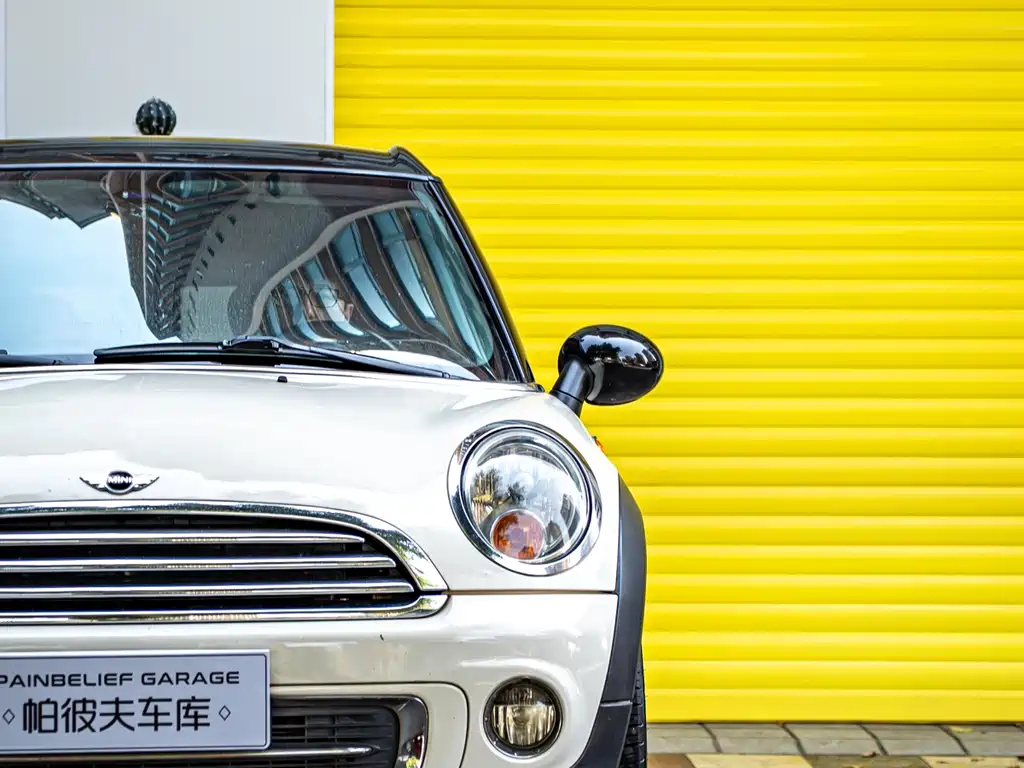 MINI Clubman 2011