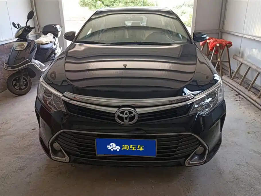 Toyota Camry 2015