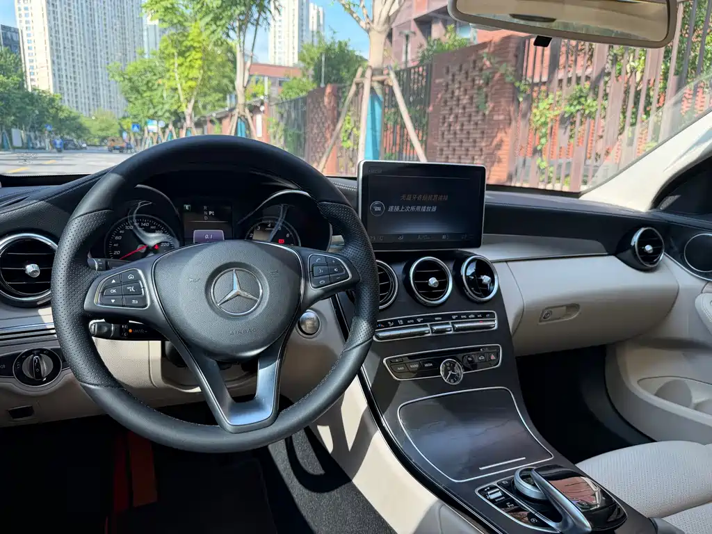 Mercedes-Benz C-Class 2017 — фото 12