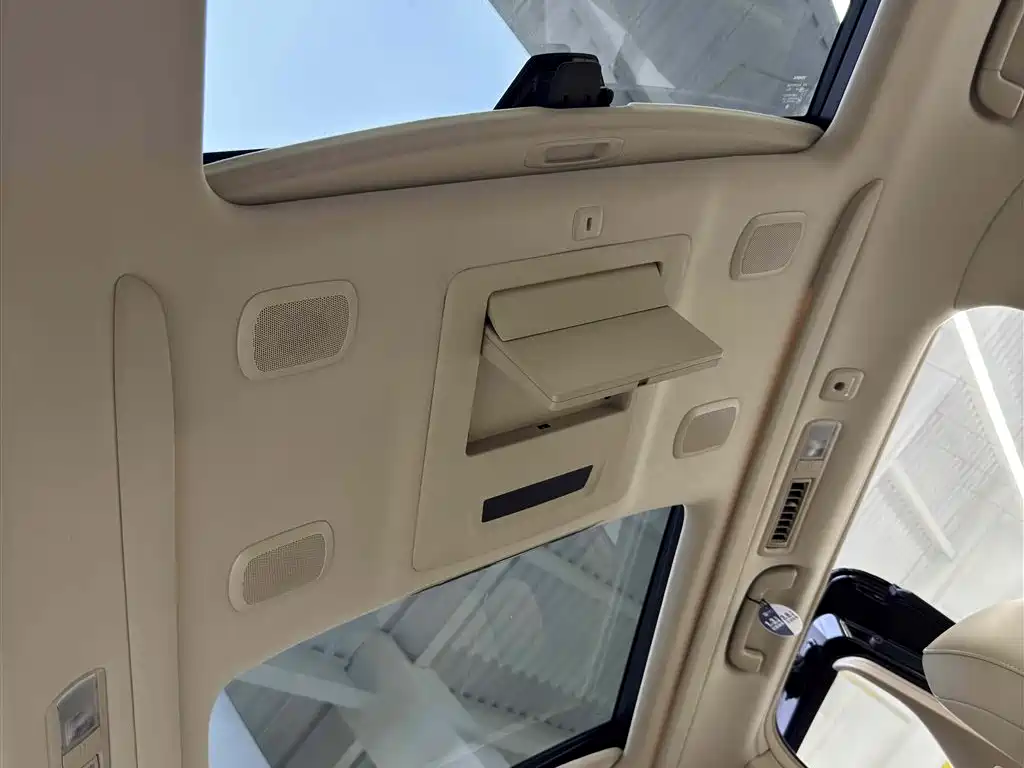 Toyota Alphard 2011 — фото 11