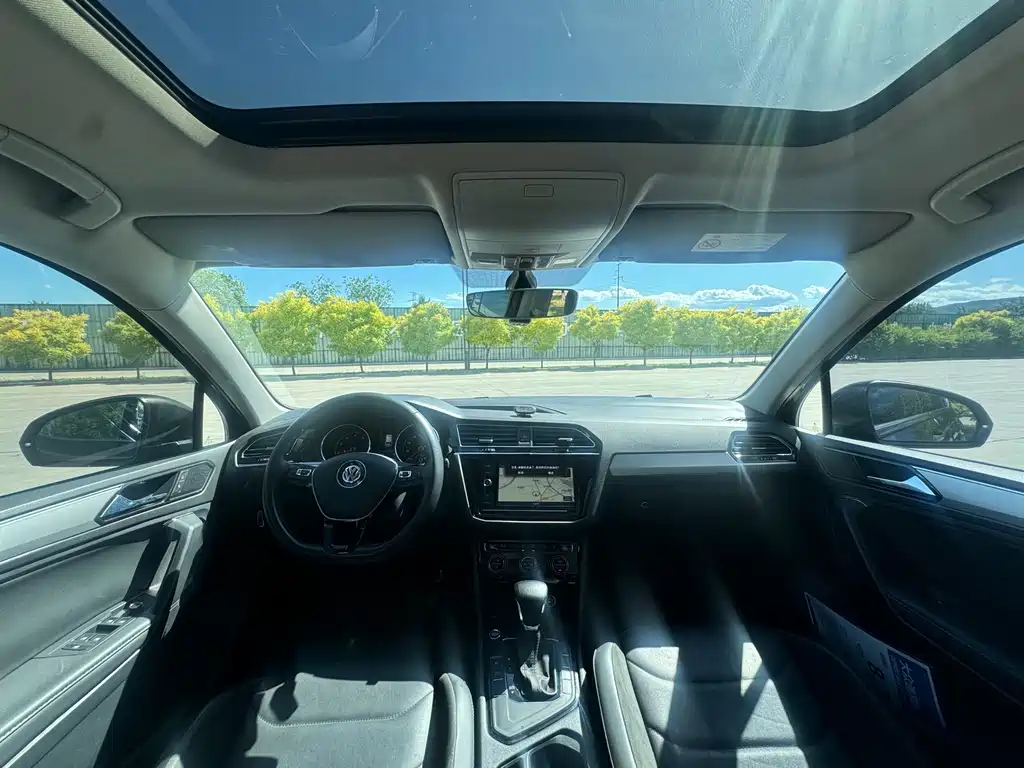Volkswagen Tiguan L 2019 — фото 17
