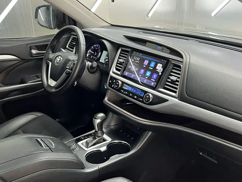 Toyota Highlander 2016 — фото 22