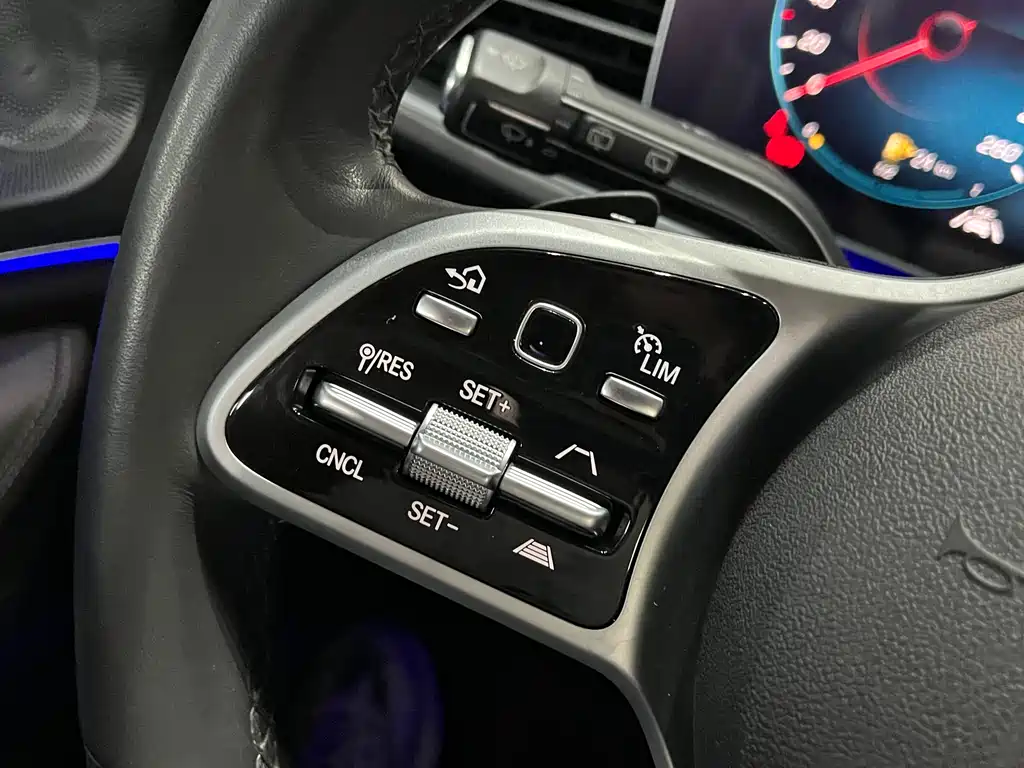 Mercedes-Benz GLE 2020 — фото 19