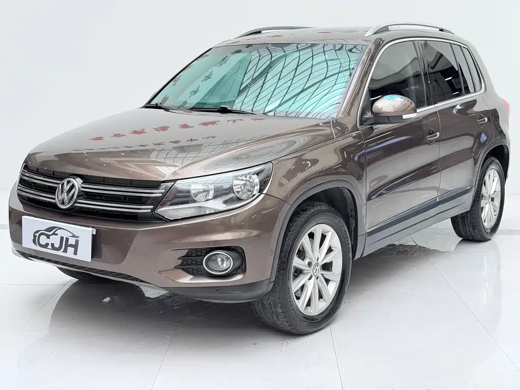Volkswagen Tiguan 2014 — фото 1