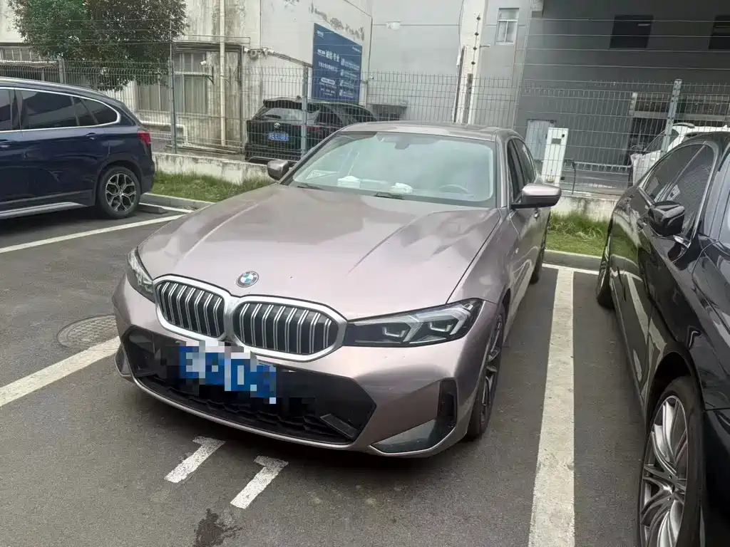 BMW 3 Series 2023