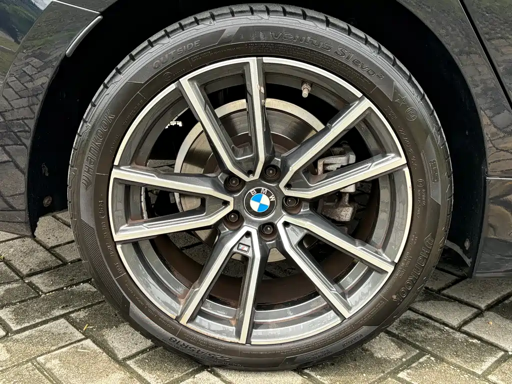 BMW 3 Series 2020 — фото 19