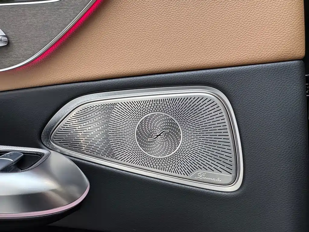 Mercedes-Benz E-Class 2024 — фото 11