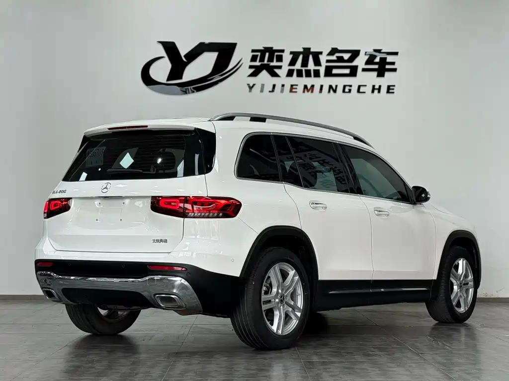 Mercedes-Benz GLB 2021