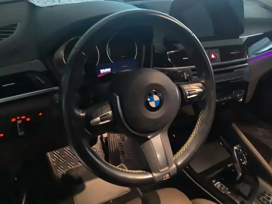BMW X2 2023 — фото 15