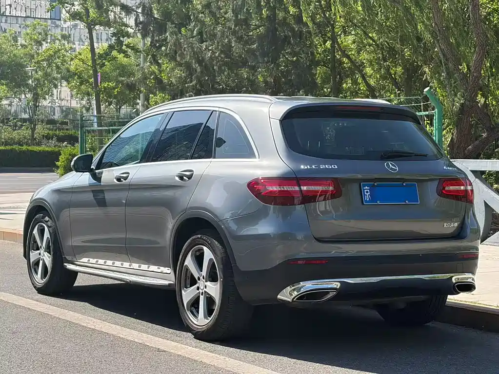 Mercedes-Benz GLC 2016 — фото 16