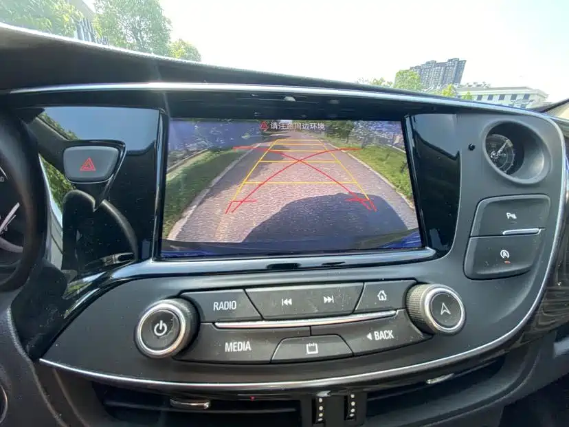 Buick Envision Plus 2020 — фото 14
