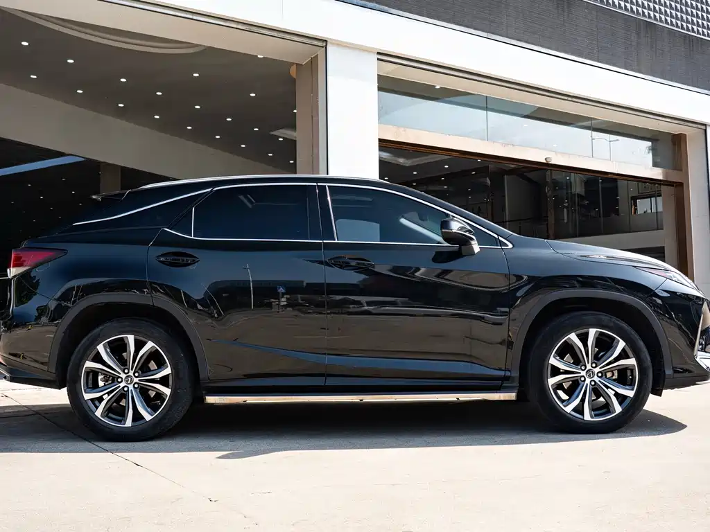 Lexus RX 2020 — фото 4