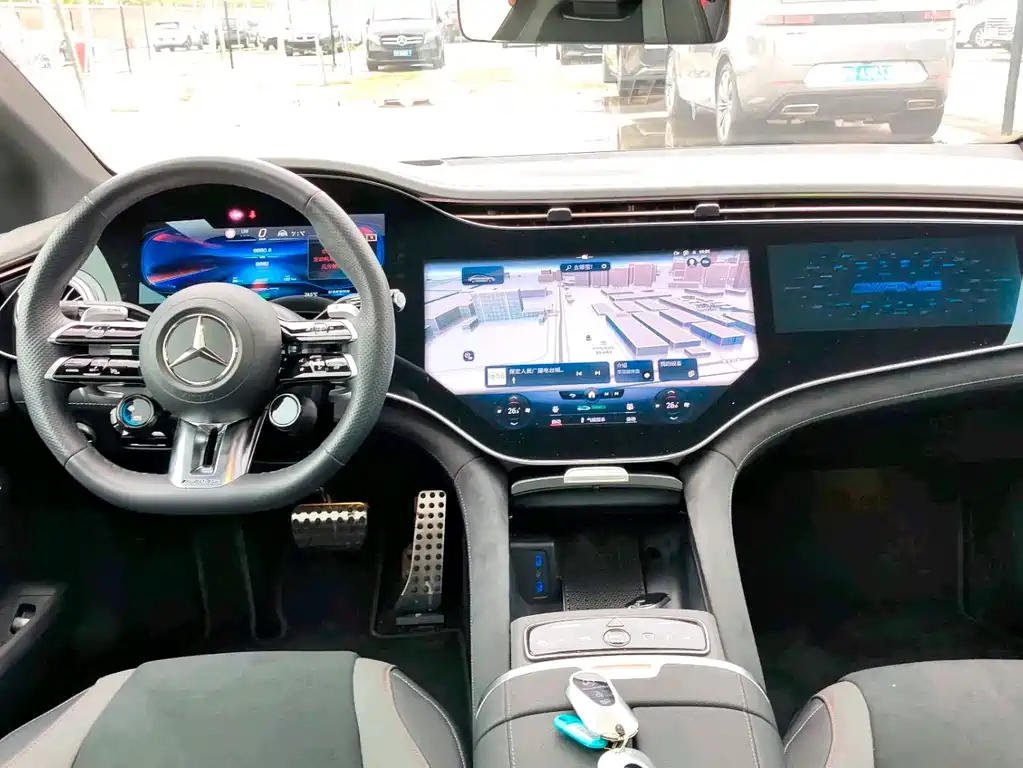 Mercedes-Benz EQE AMG 2024