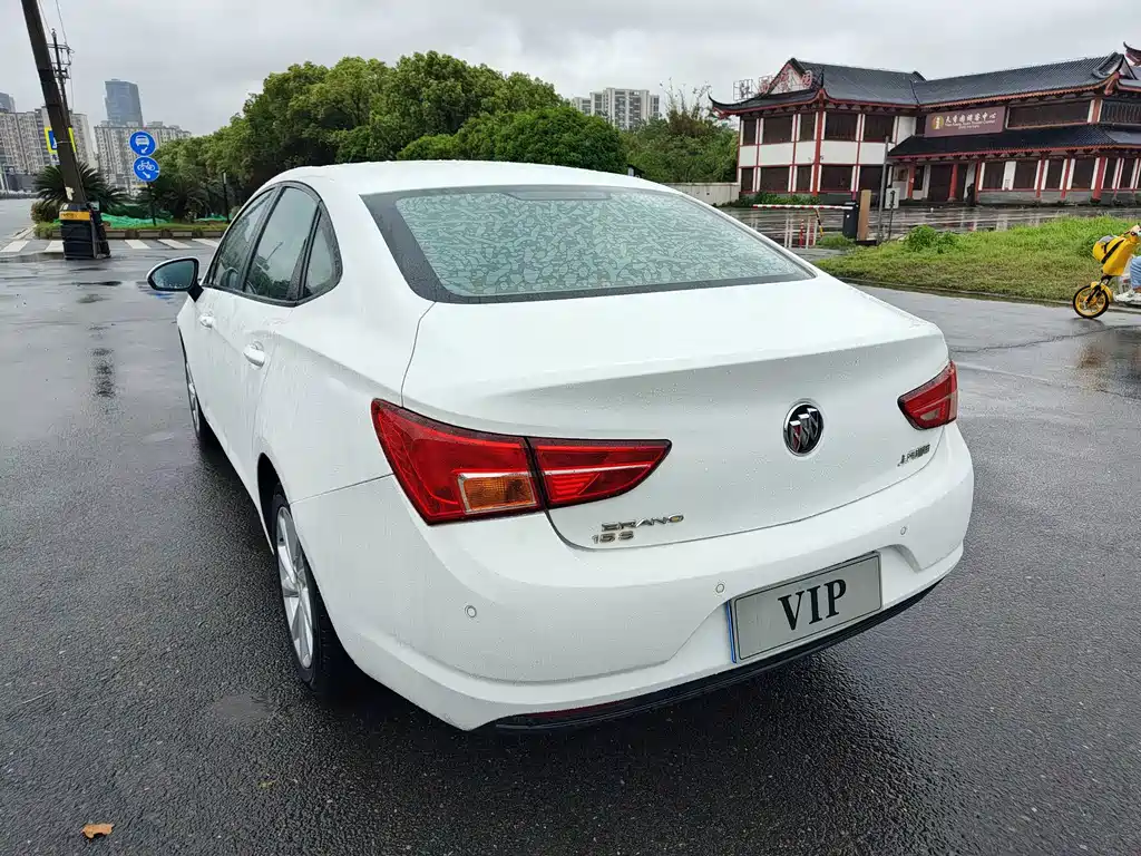 Buick Verano 2016 — фото 13
