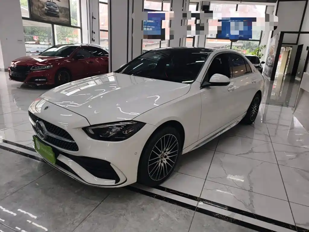 Mercedes-Benz C-Class 2024