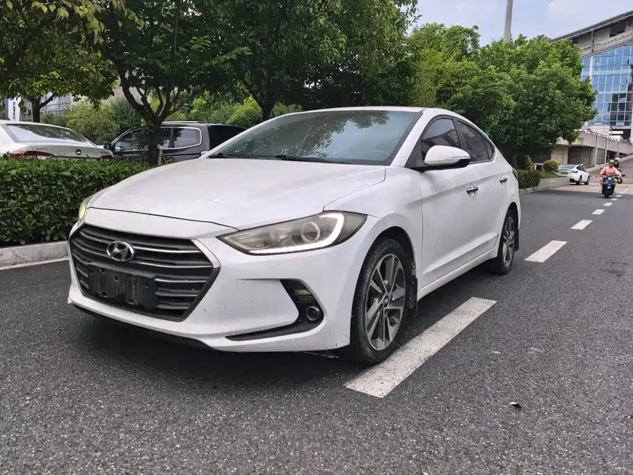 Hyundai Celesta 2016 — фото 1