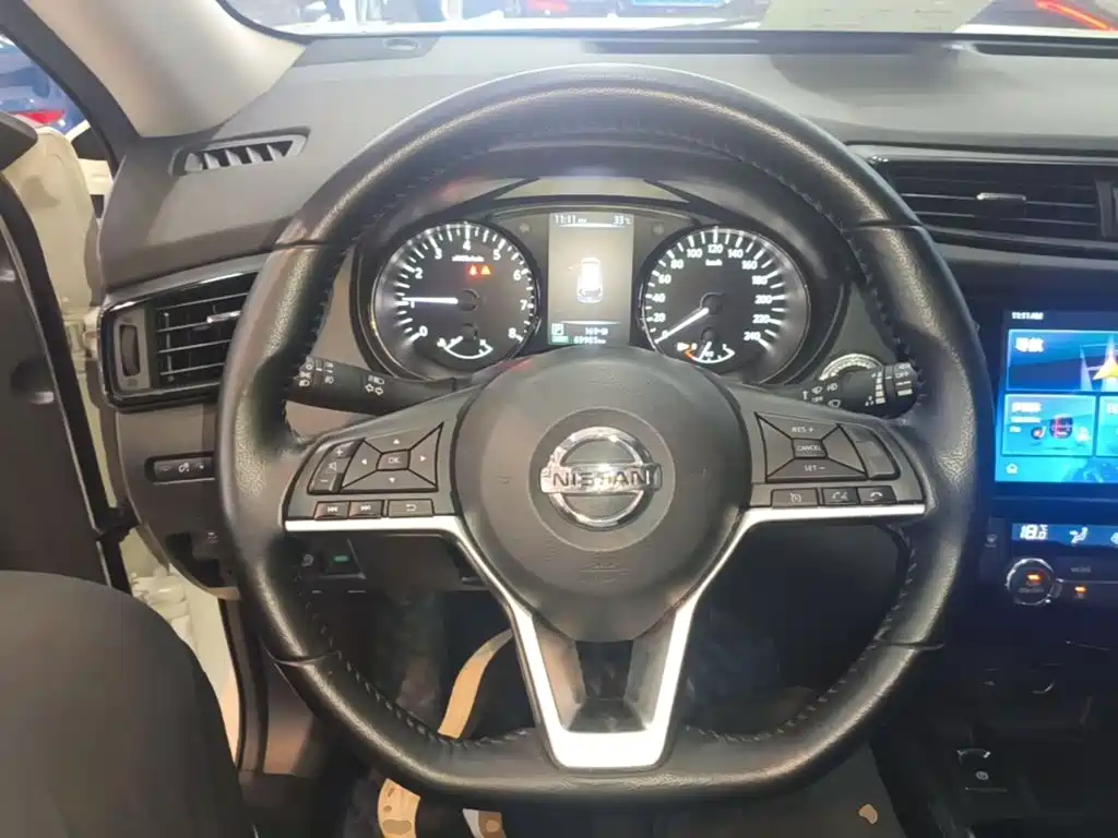 Nissan X-Trail 2020 — фото 11