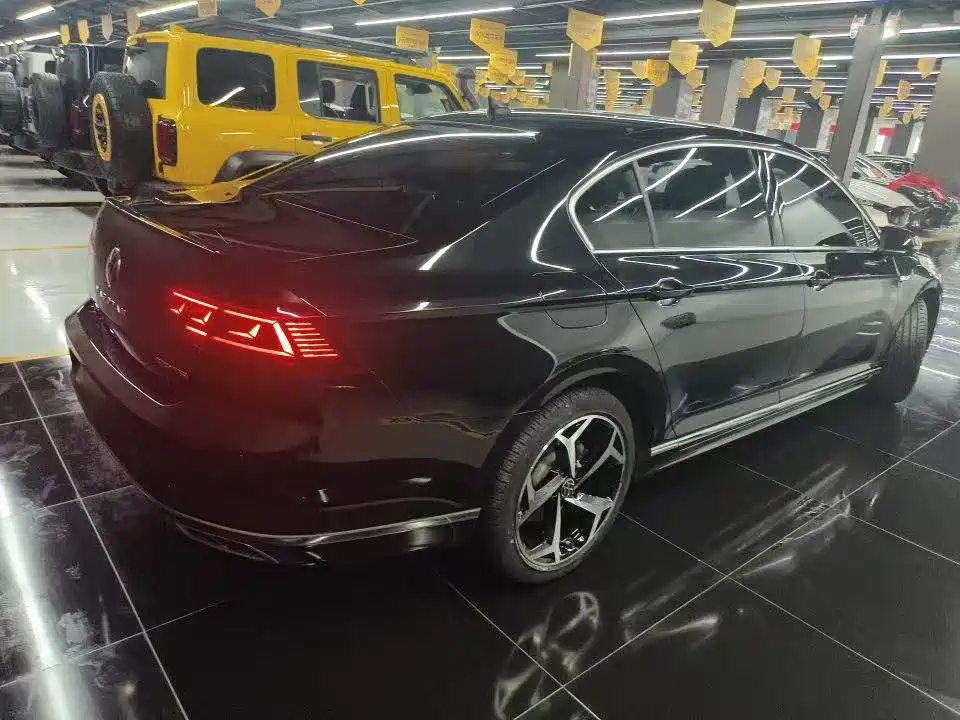 Volkswagen Magotan 2023