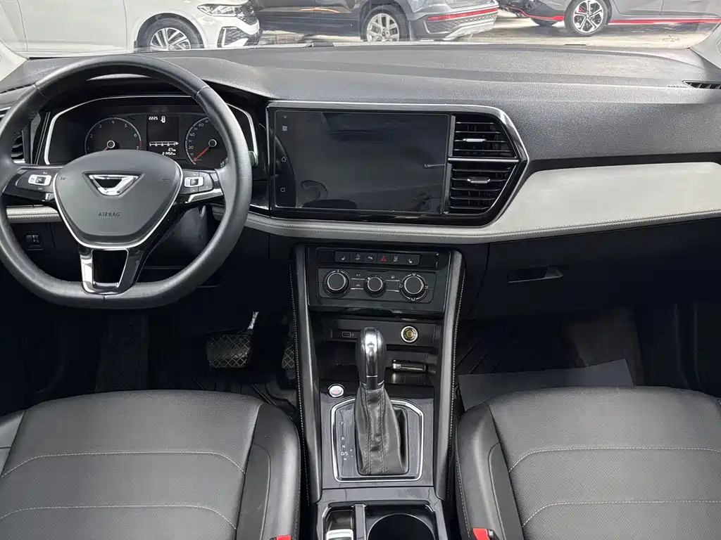 Jetta VS5 2022