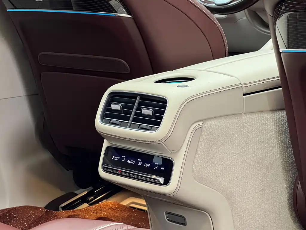 Mercedes-Benz GLS 2021 — фото 16