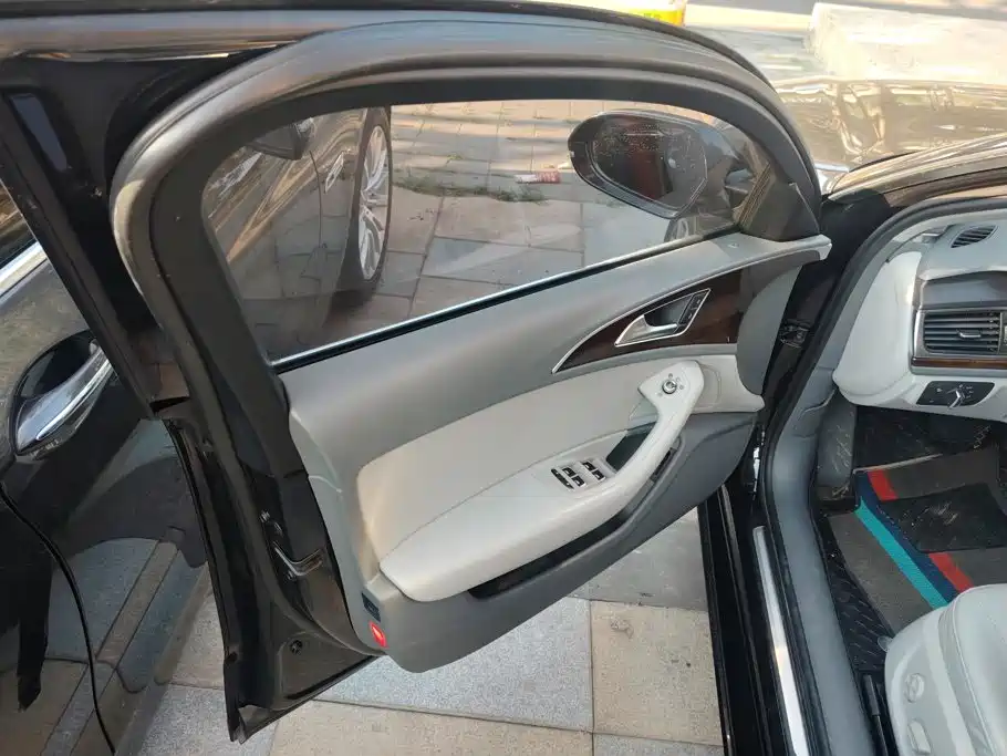 Audi A6L 2013