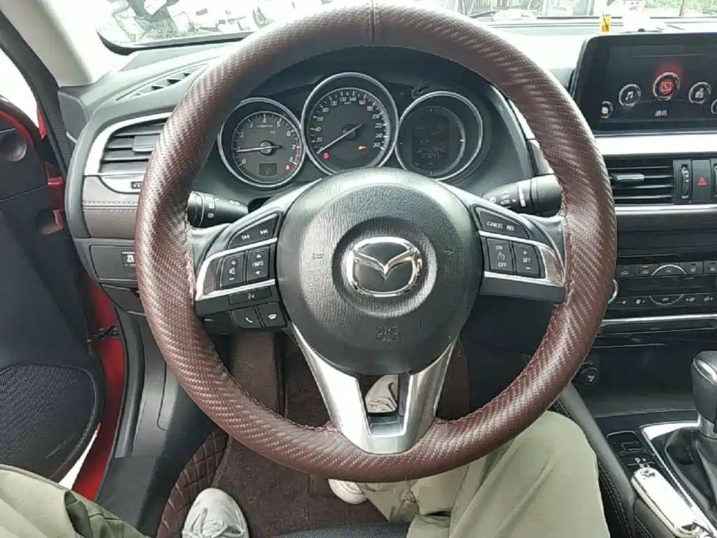 Mazda Atenza 2017 — фото 11