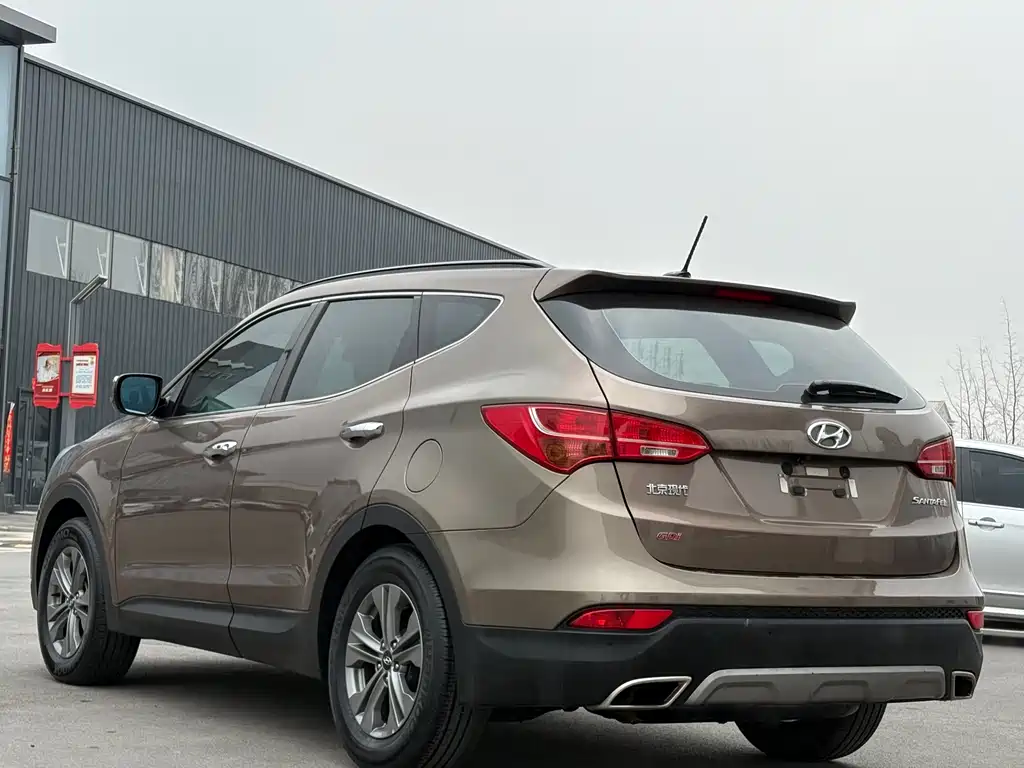 Hyundai Santa Fe 2015 — фото 7