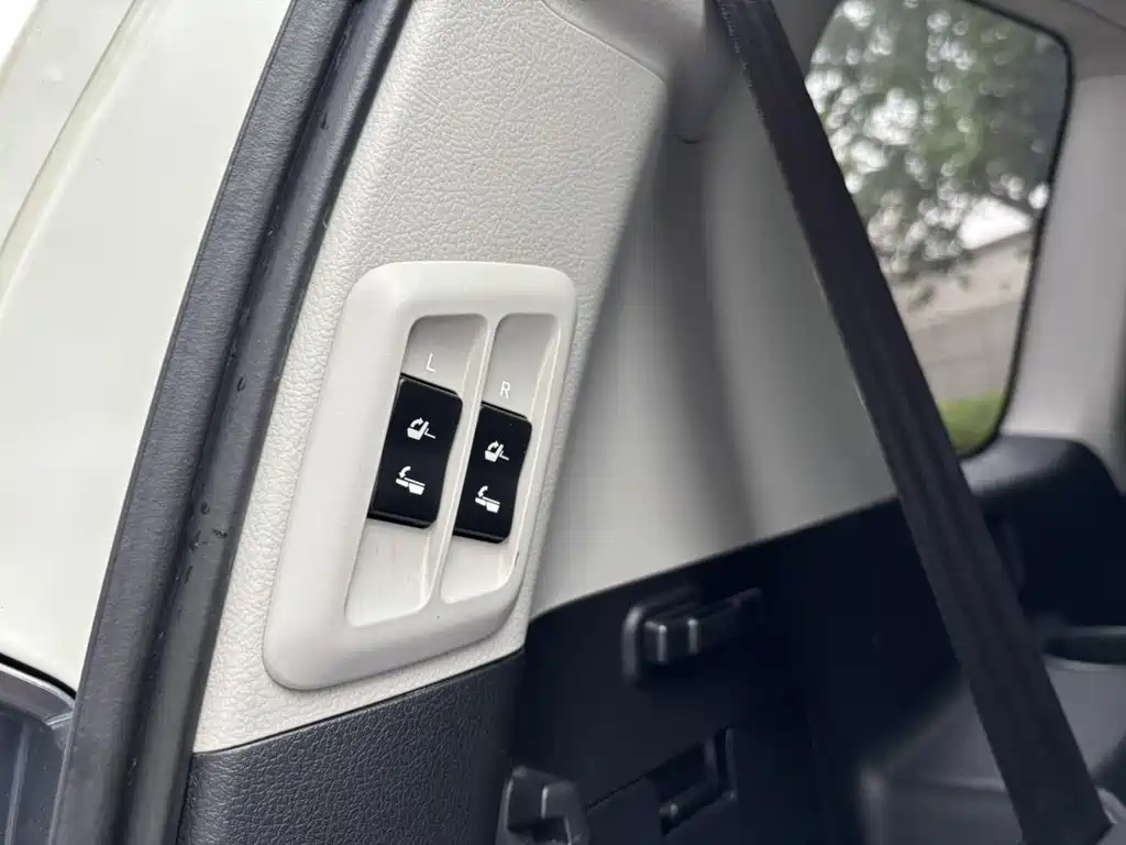 Toyota Prado 2019 — фото 21