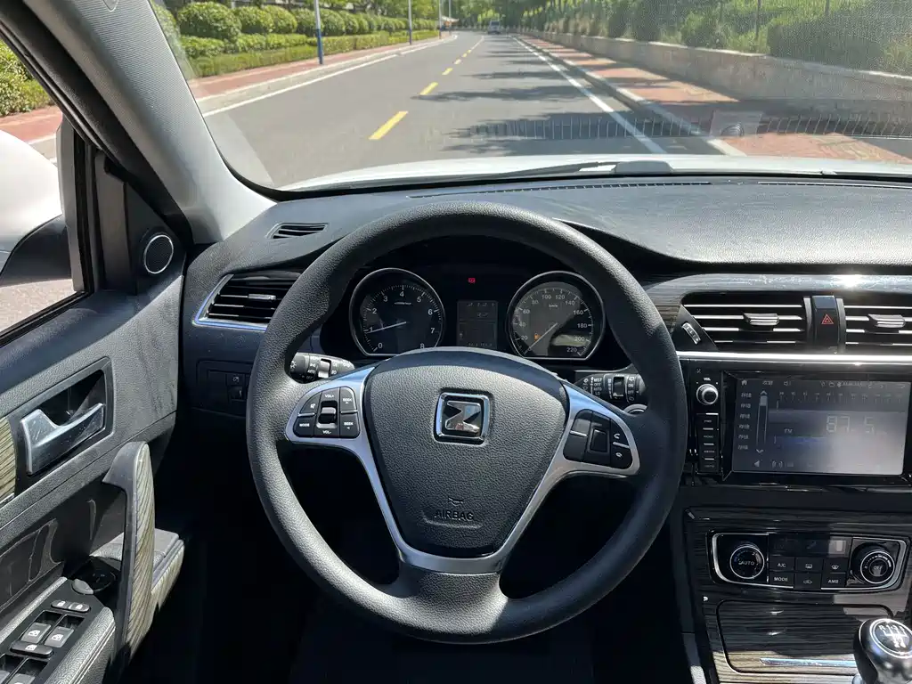Zotye T600 2015 — фото 10