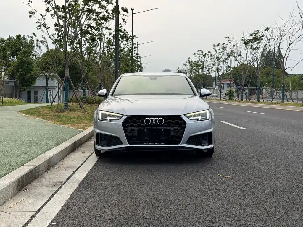 Audi S4 2019