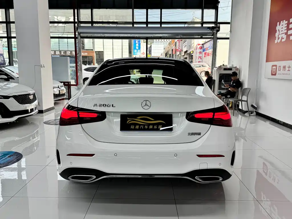 Mercedes-Benz A-Class 2024 — фото 14