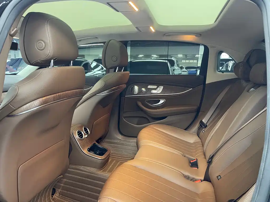 Mercedes-Benz E-Class 2023
