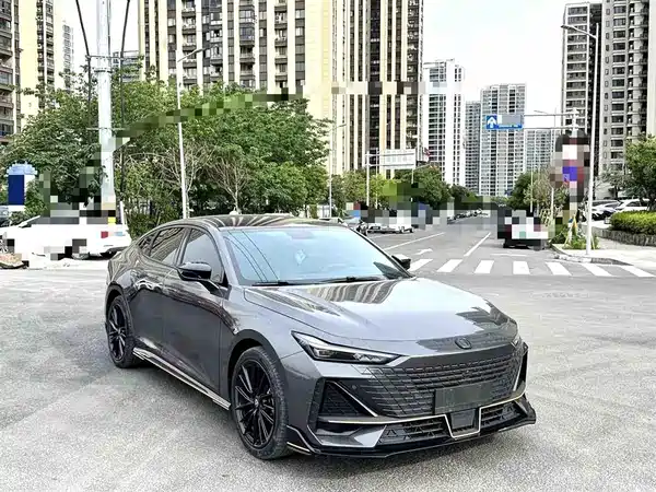Changan UNI-V 2022