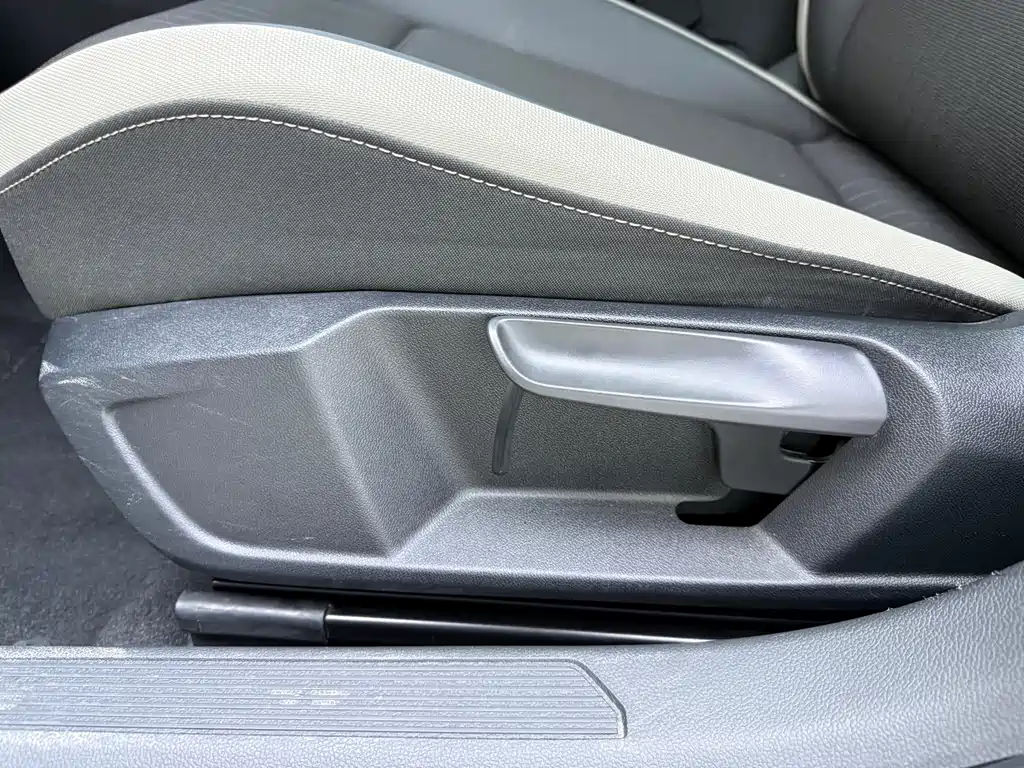 Volkswagen Golf 2021 — фото 16