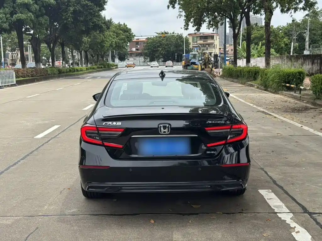 Honda Accord 2022 — фото 12