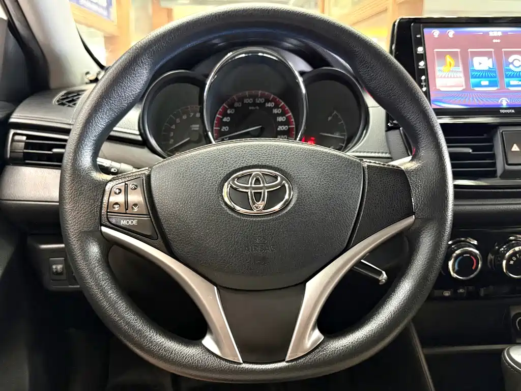 Toyota Vios 2022 — фото 15