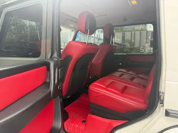 Mercedes-Benz G-Class 2015