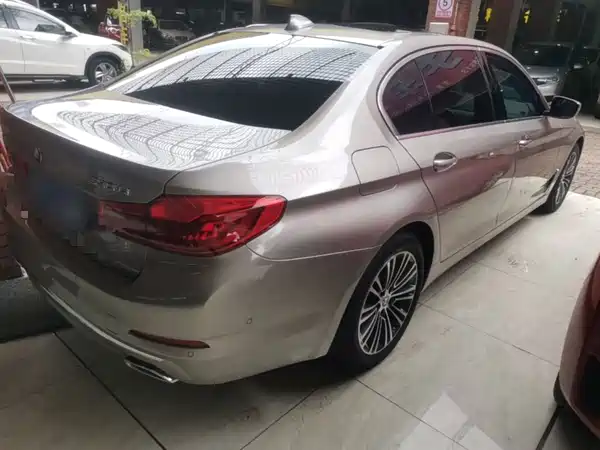 BMW 5 Series 2019
