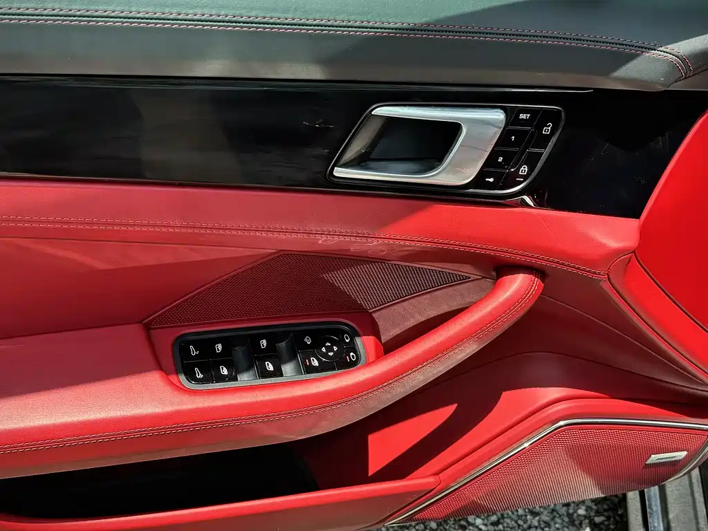 Porsche Panamera 2021 — фото 11