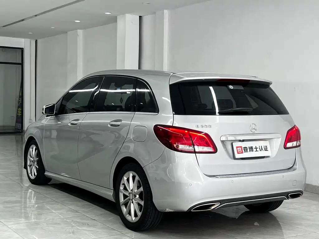 Mercedes-Benz B-Class 2015 — фото 12