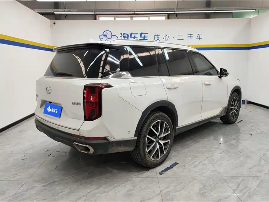 GAC Motor Trumpchi GS8 2022 — фото 3
