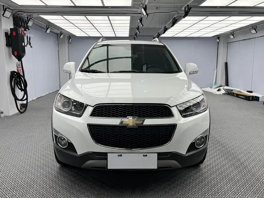Chevrolet Captiva 2014 — фото 2