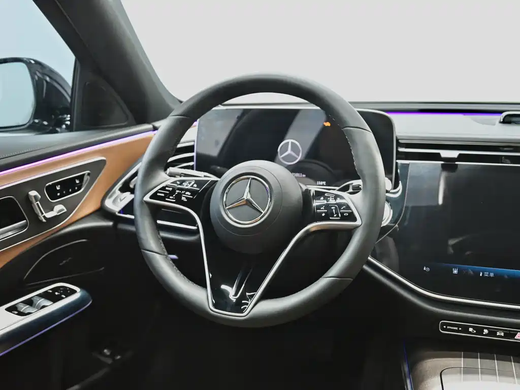 Mercedes-Benz E-Class New Energy 2025 — фото 13