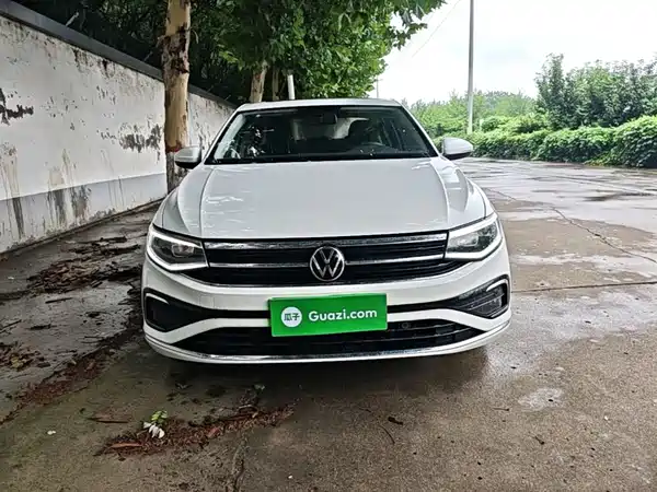 Volkswagen Bora 2023