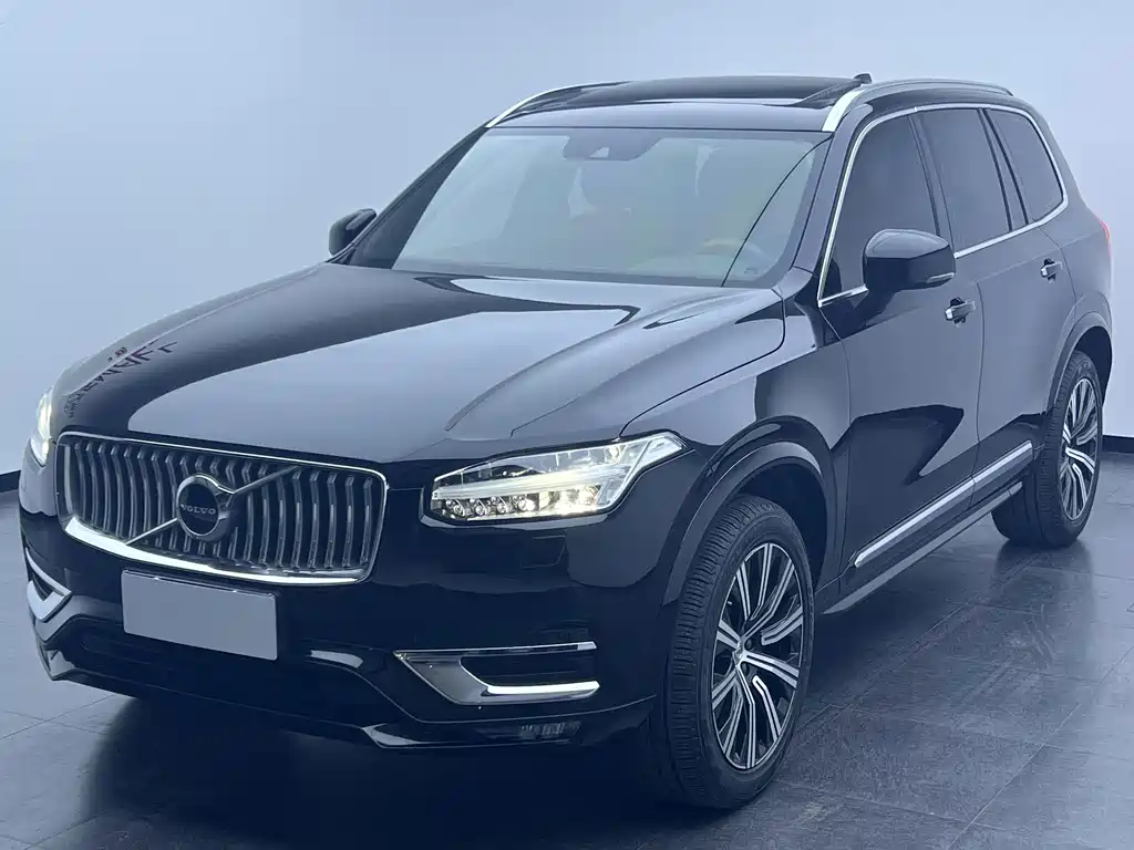 Volvo XC90 2022 — фото 1